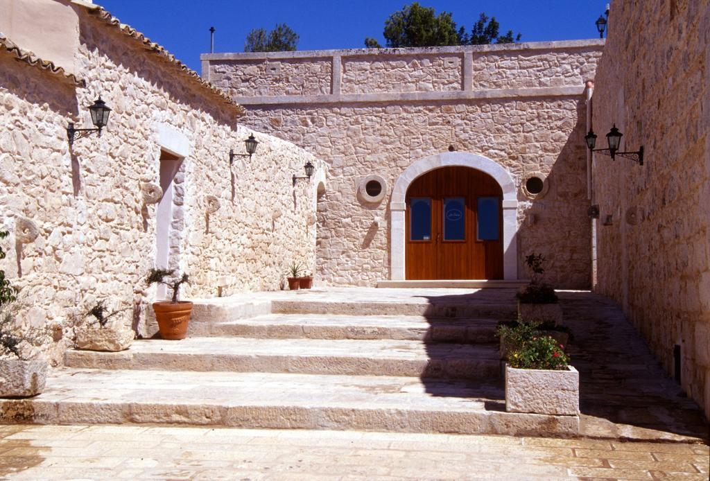 Agriturismo Al Casale دونافوغاتا المظهر الخارجي الصورة